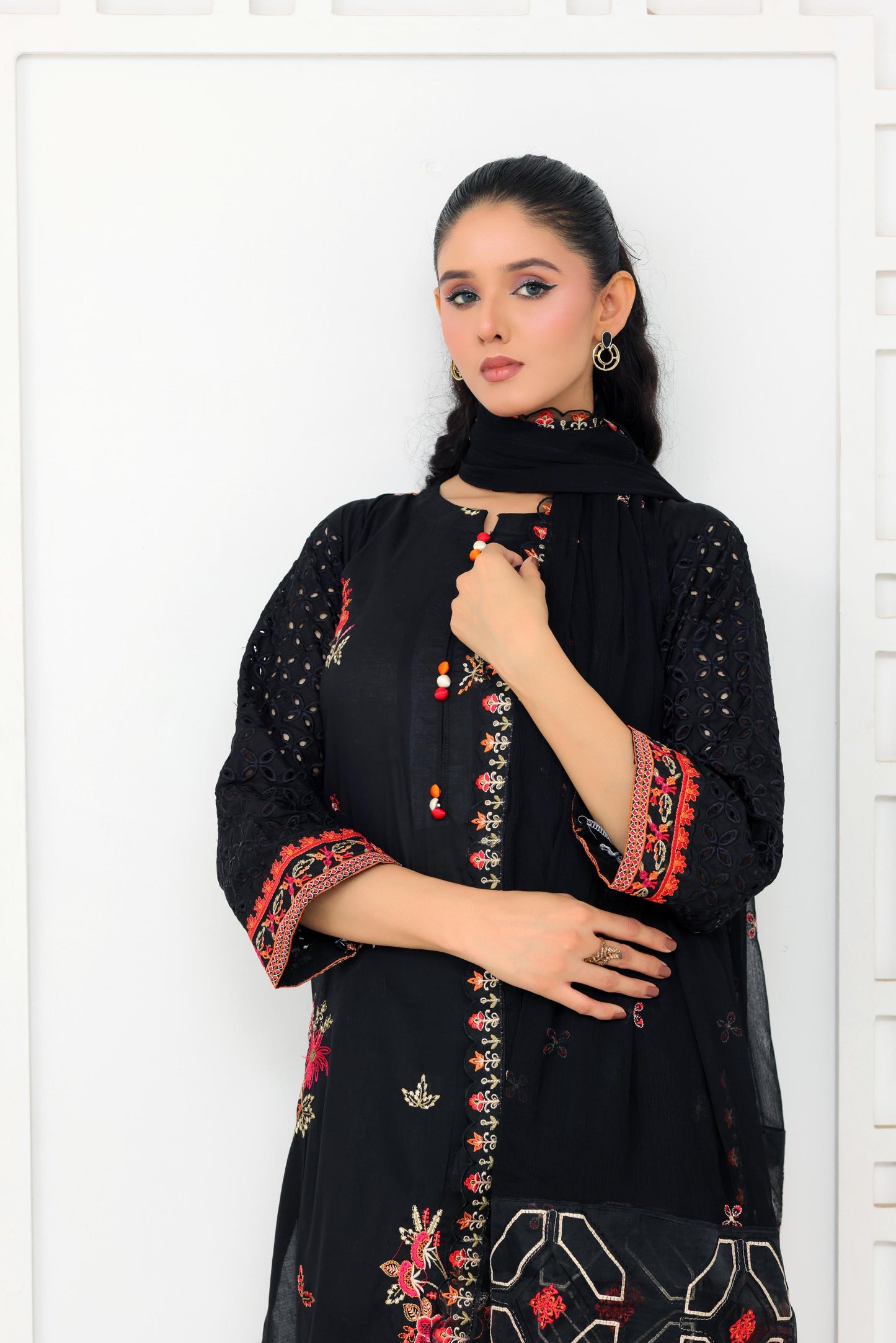 IB901 - Embroidered 3-Piece Unstitched Suit