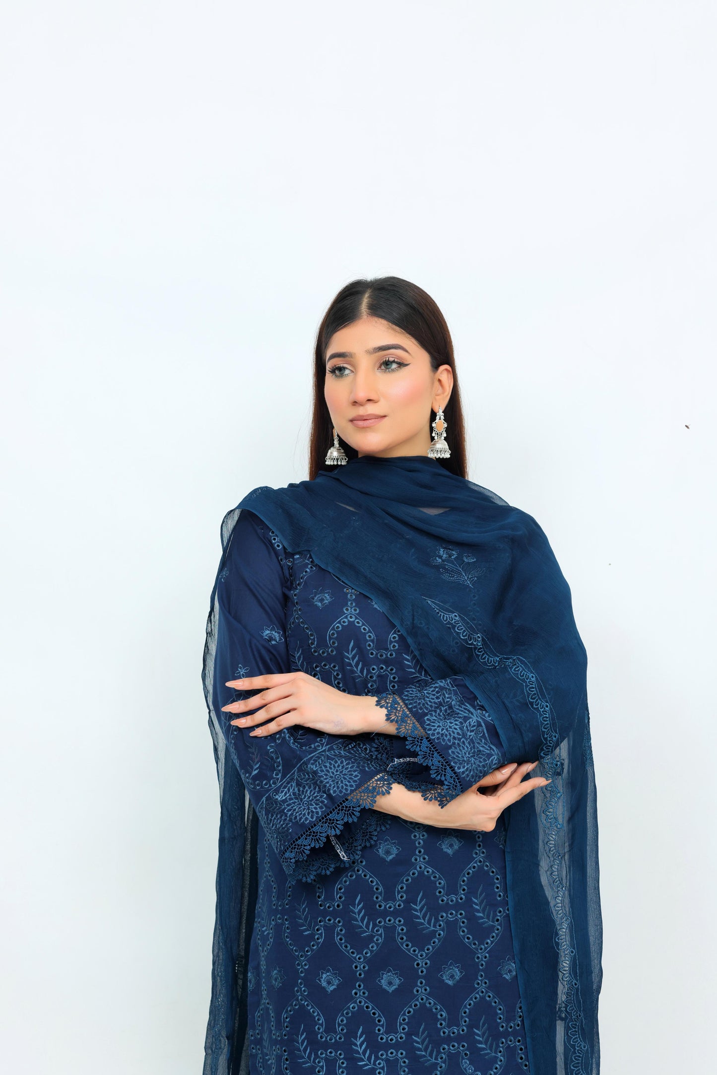 IB904 - Embroidered 3-Piece Unstitched Suit