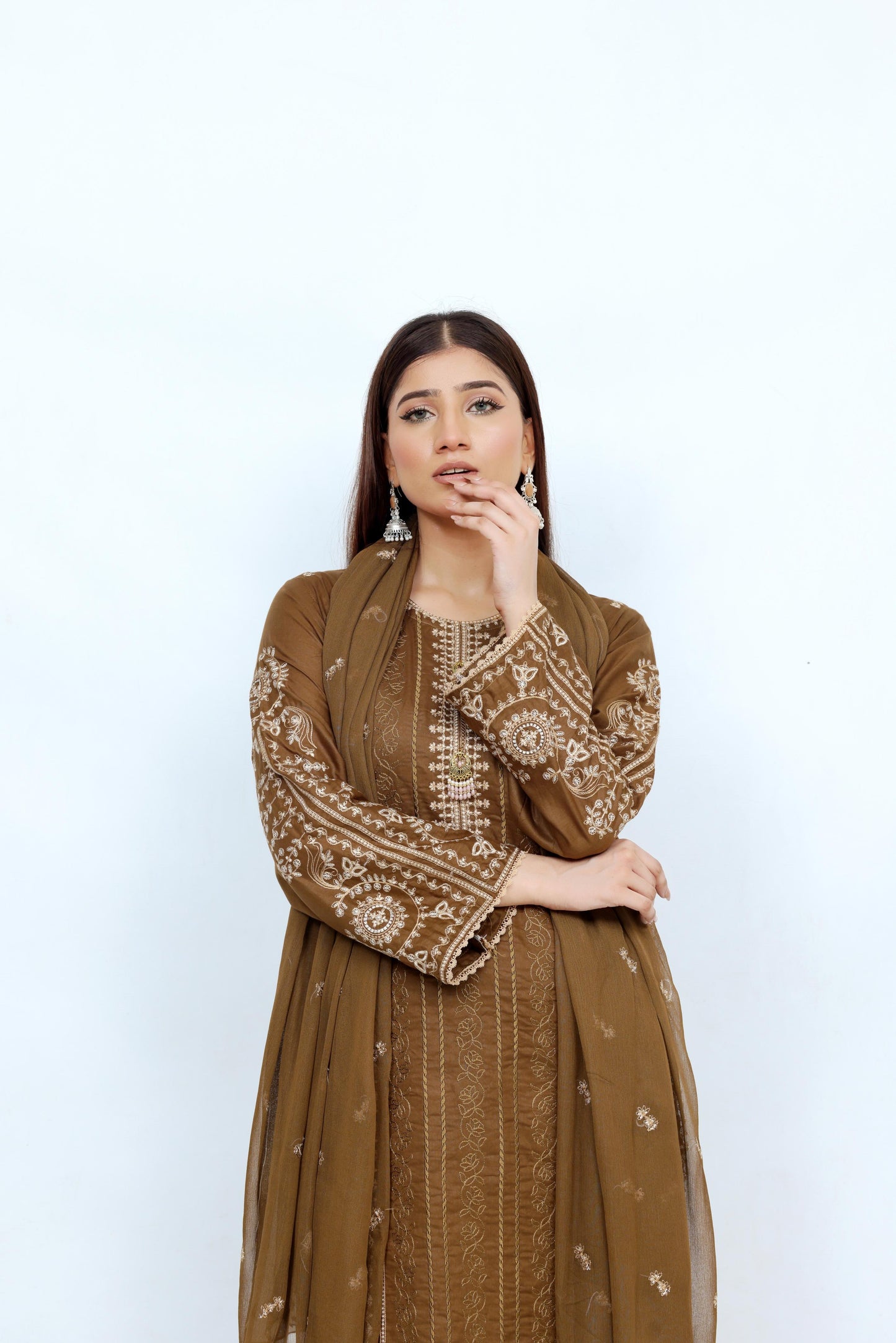 FF3087 – 3PC Unstitched Embroidered Lawn Suit