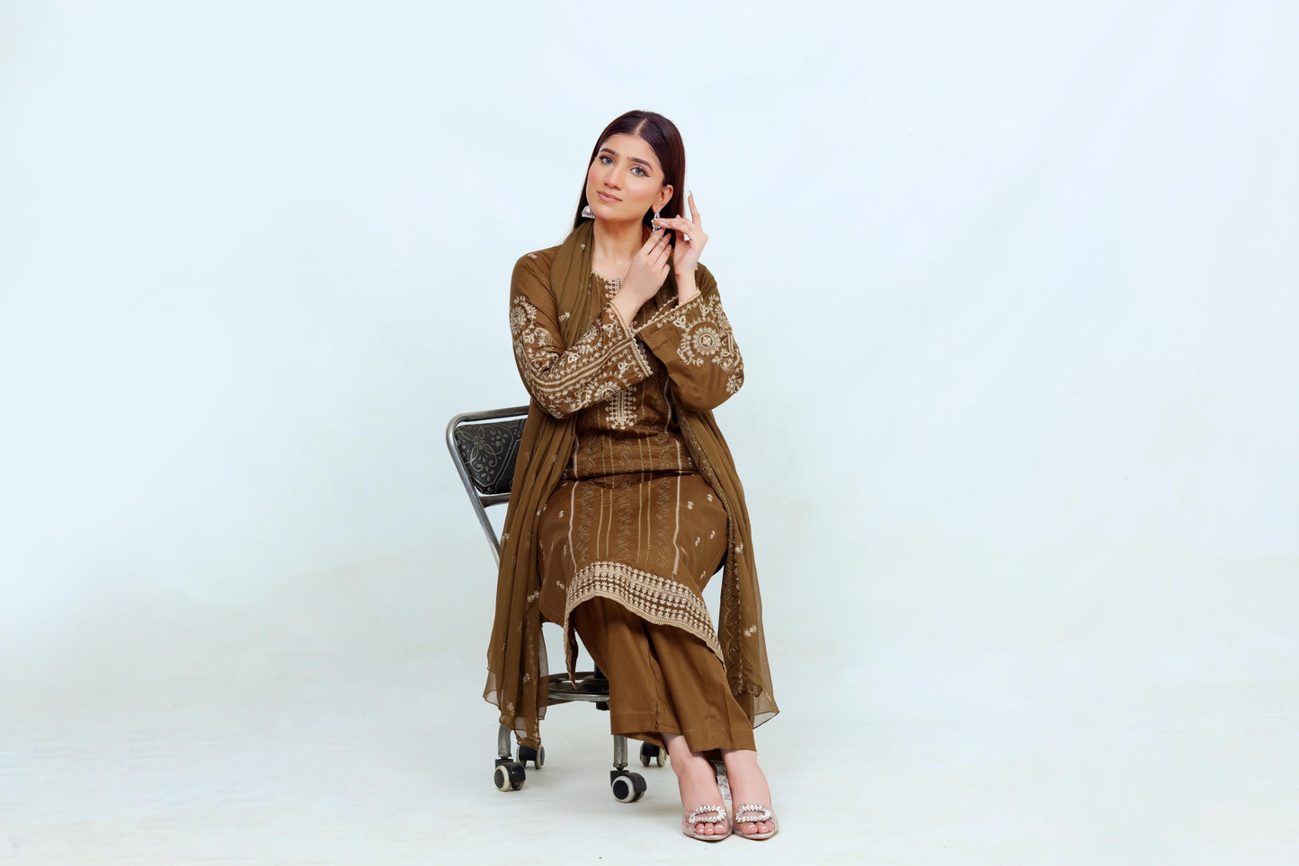 FF3087 – 3PC Unstitched Embroidered Lawn Suit